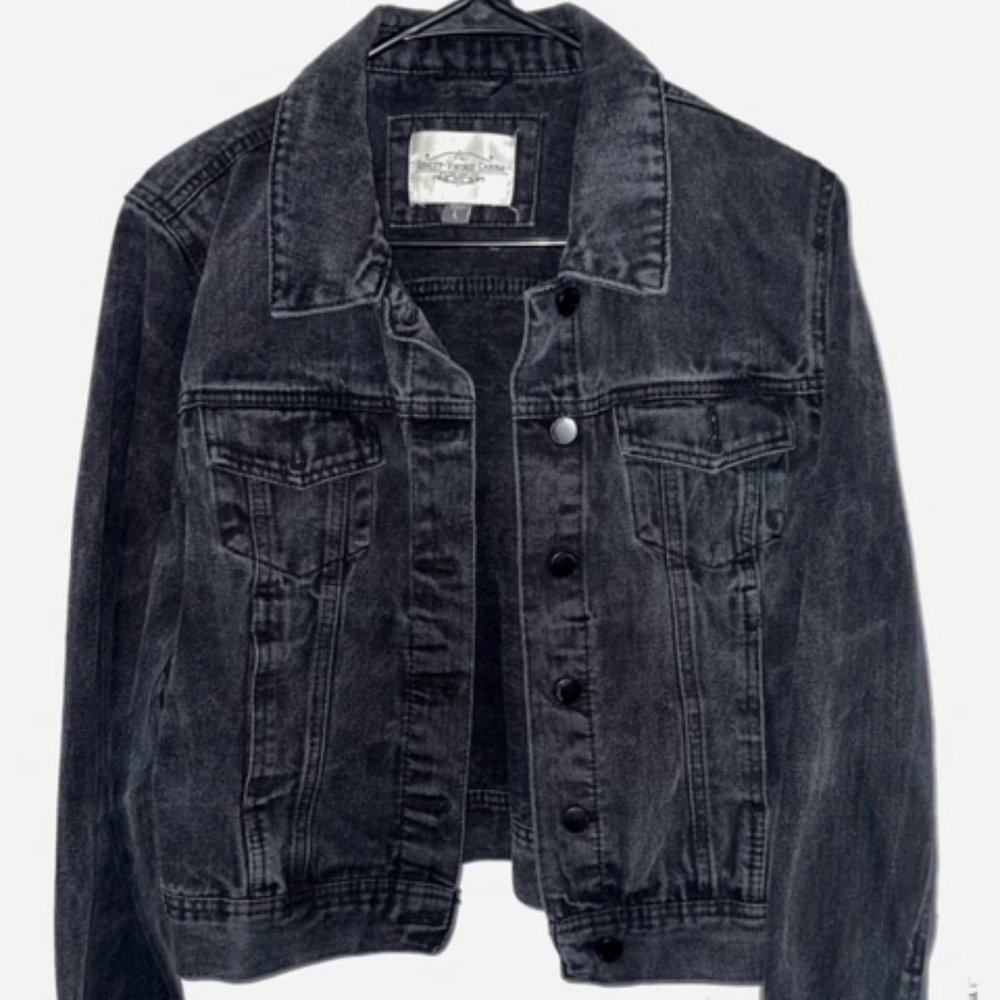Cropped Black Denim Jacket